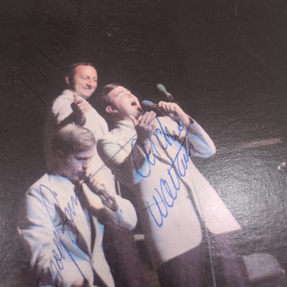 The Inspirations A Night of Inspiration Live Signed Vinyl LP Canaan CAS-9803-LP - Picture 4 of 5